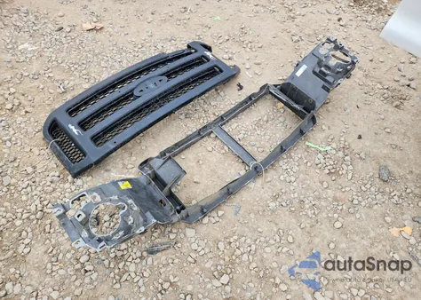 2000 Ford Excursion Xlt z USA, uszkodzony, nr VIN 1FMNU41S2YEB84966